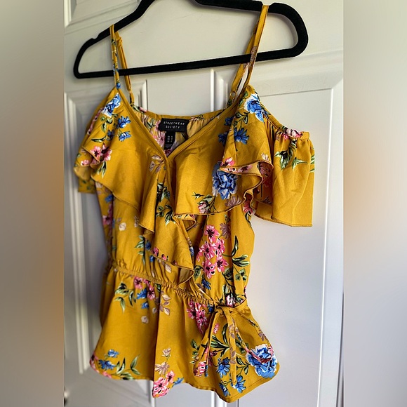NWOT Golden Yellow Floral Spaghetti Strap V-Neck Ruffle Off The Shoulder Top - Picture 4 of 17